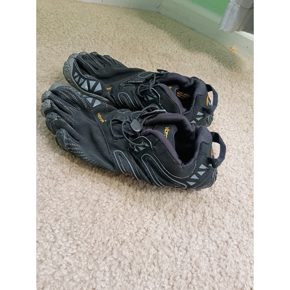 Vibram Fivefingers Shoes Men's 9-9.5 Black